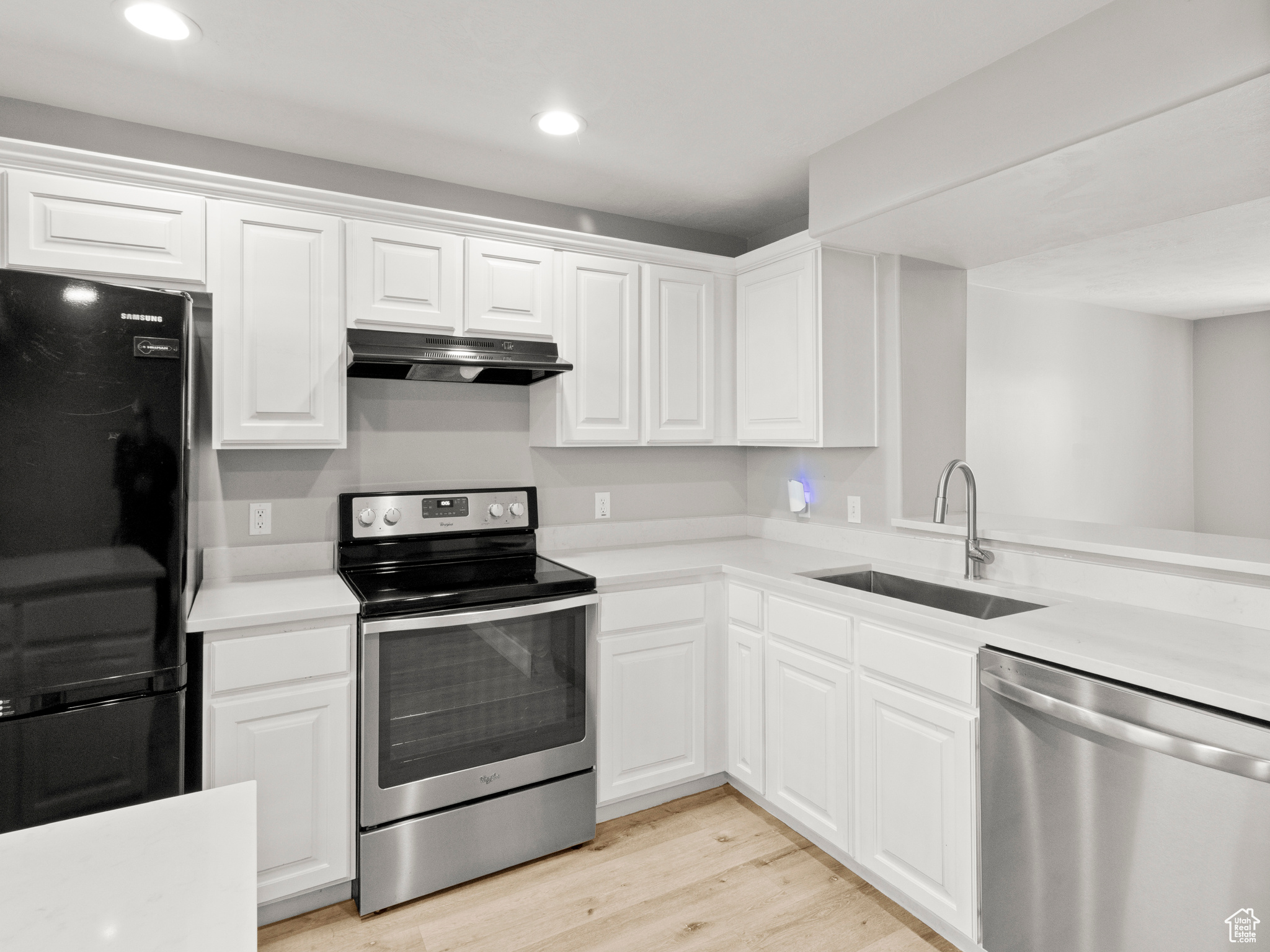 INVERNESS - Residential Lease