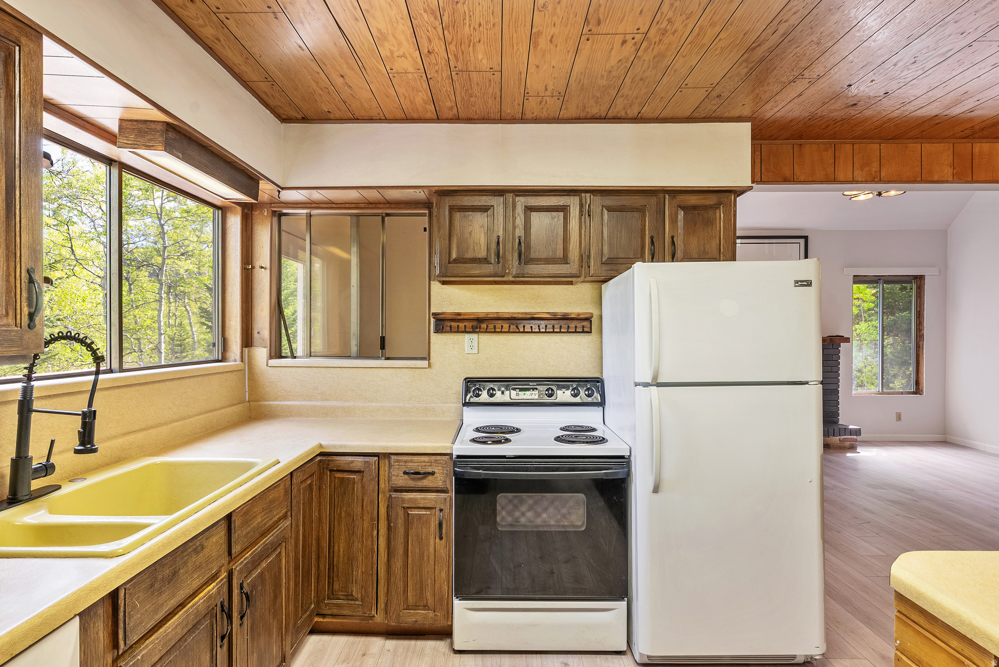 PINE MOUNTAIN - Residential