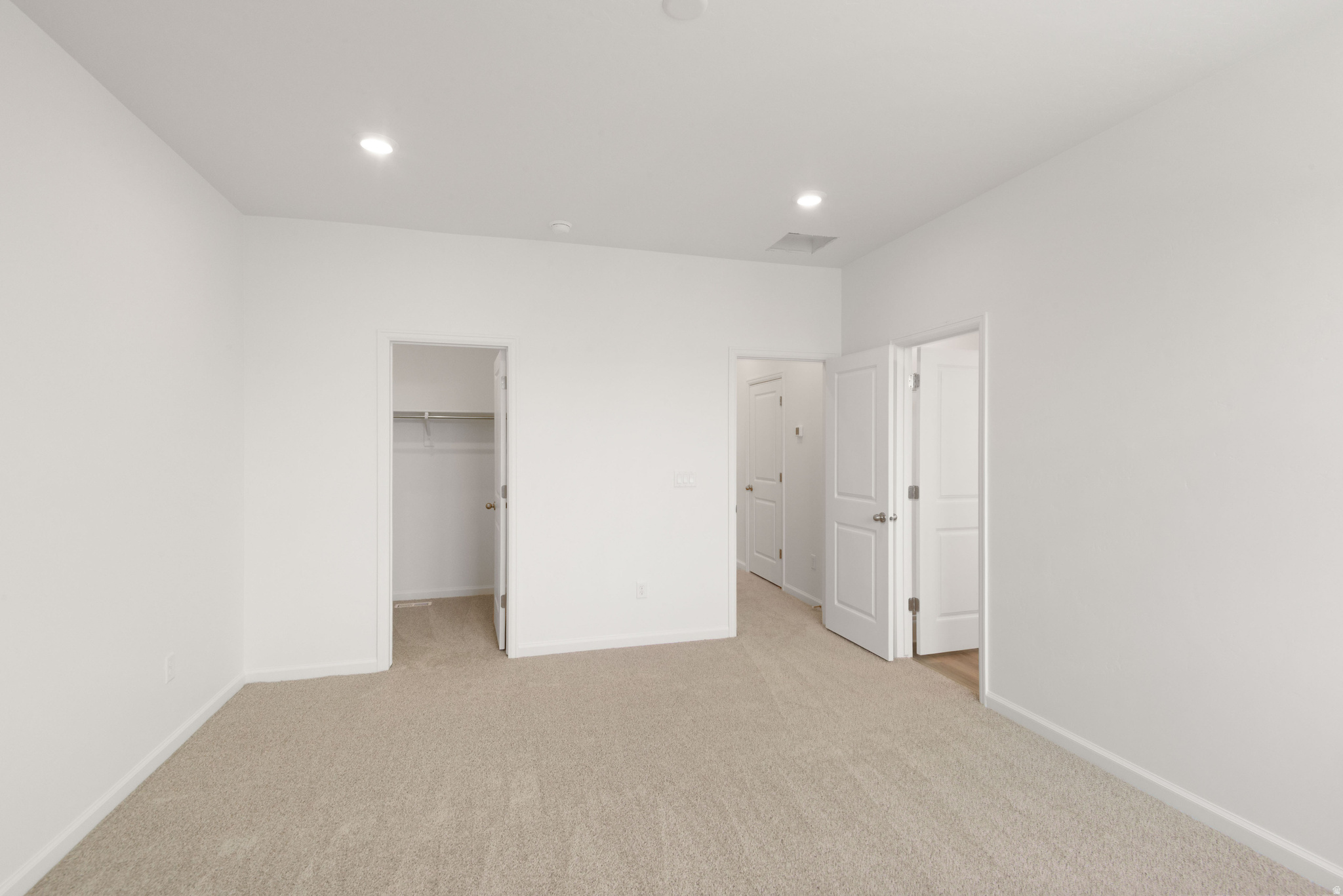 VILLAGES AT ARROWHEAD PARK - Residential