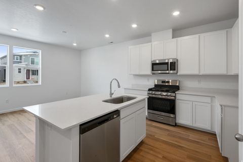 Tiny photo for 1299 E 1670 St N #812, Payson, UT 84651 (MLS # 2146391)