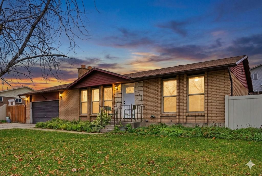 Photo of 5758 S BENNION DR, Taylorsville, UT 84129 (MLS # 2137522)