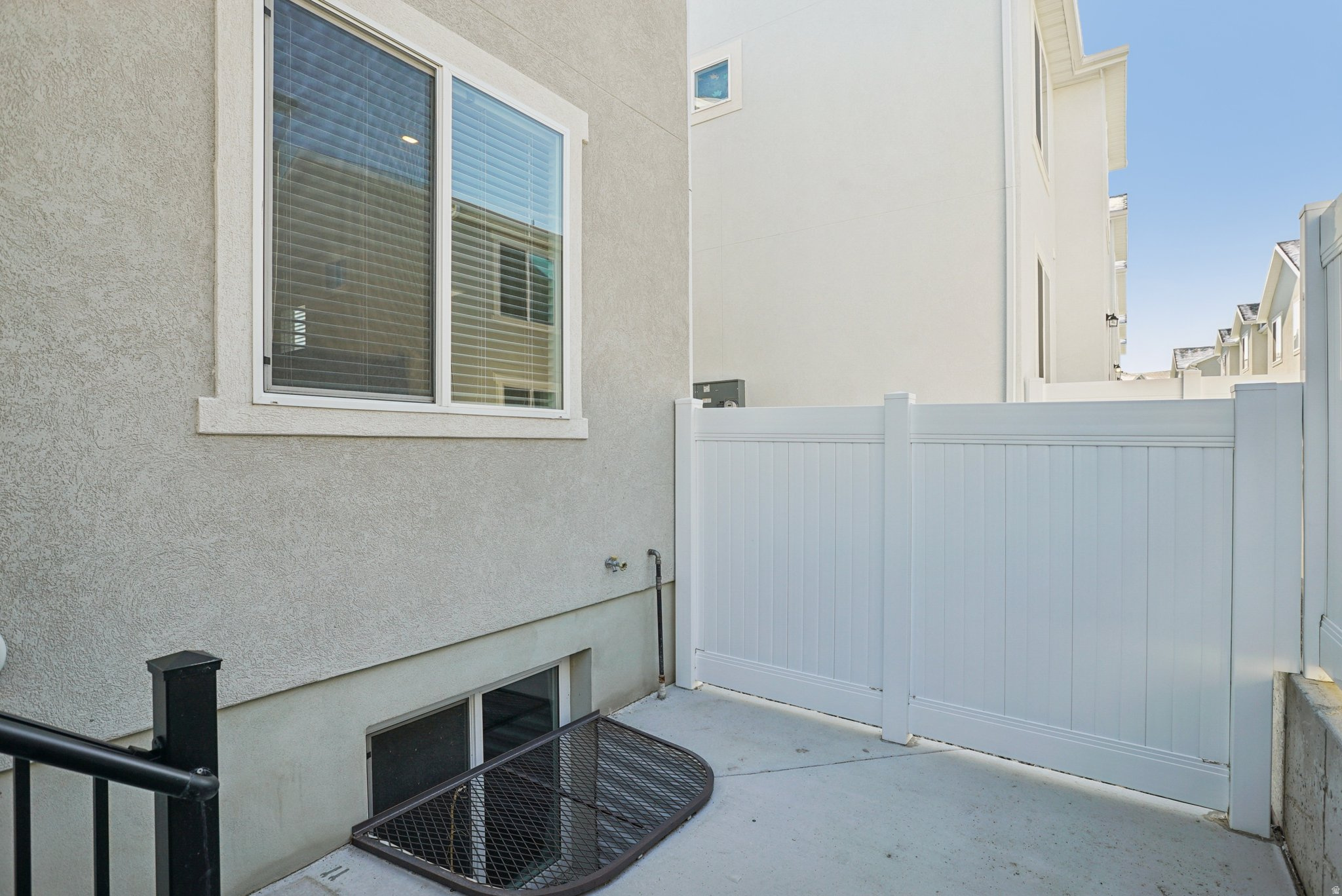 WESTERN ACRES - Residential