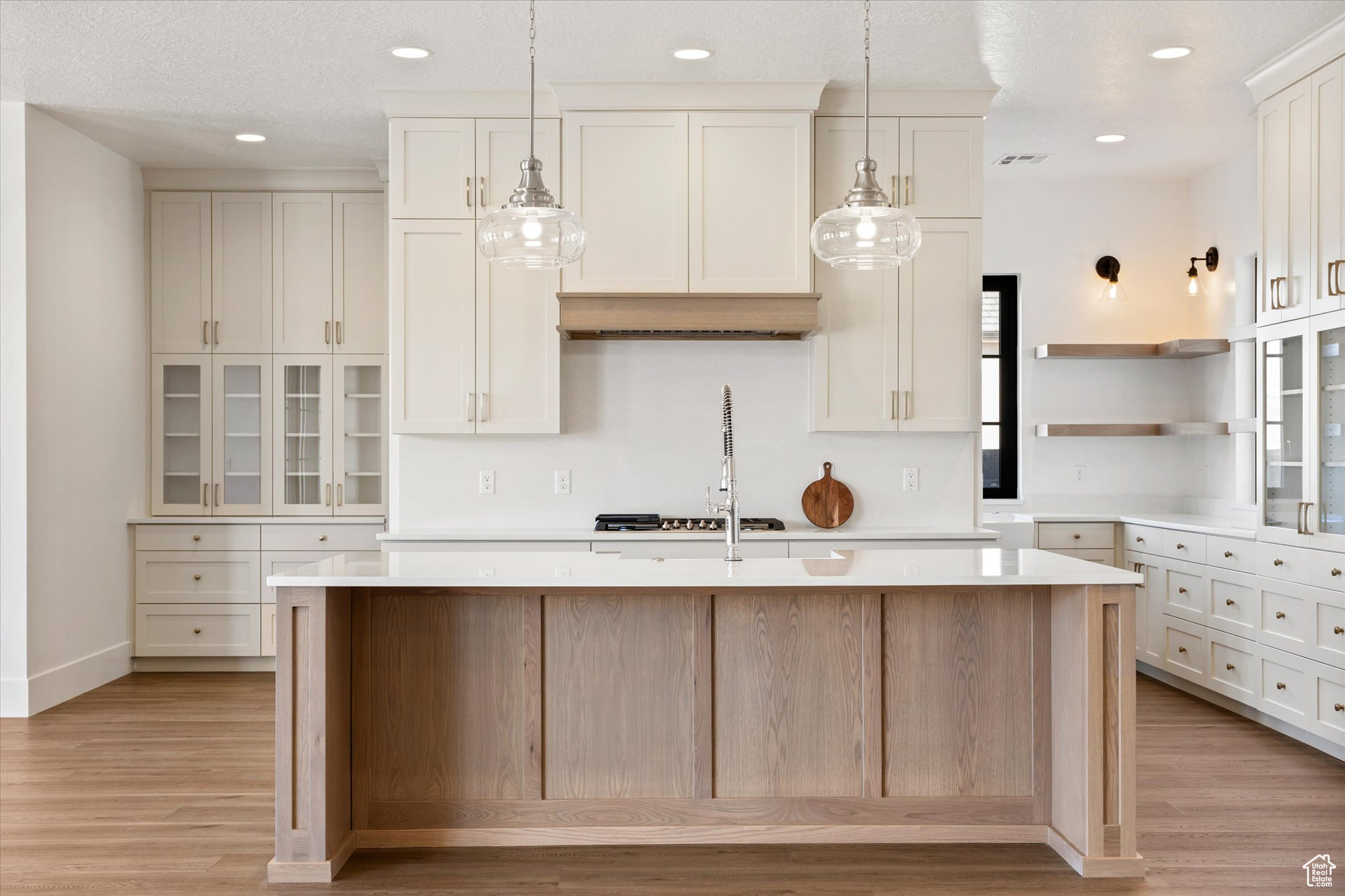 SOUTHERN VISTAS - Residential
