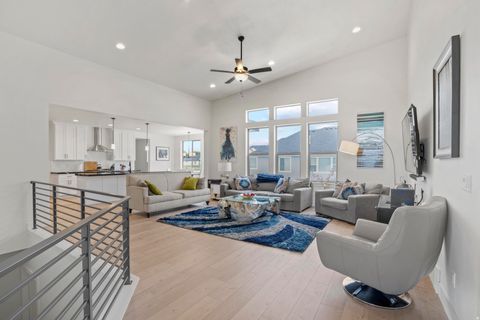 Tiny photo for 647 W 1330 S, Lehi, UT 84043 (MLS # 2148039)