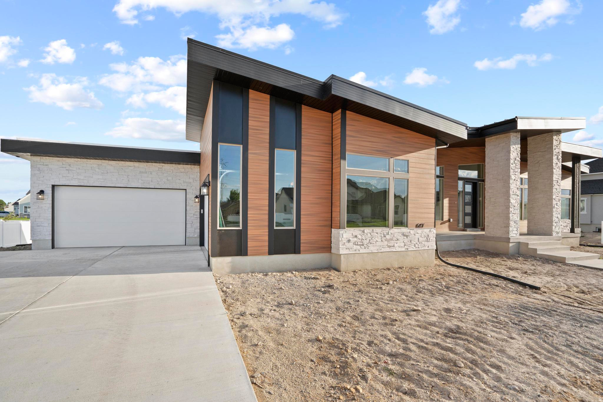 TAYLOR MEADOWS - Residential