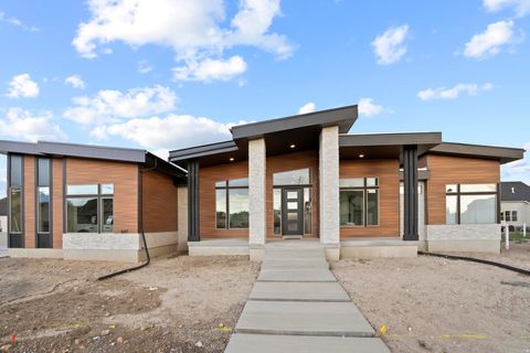 Tiny photo for 647 W 1330 S, Lehi, UT 84043 (MLS # 2148039)