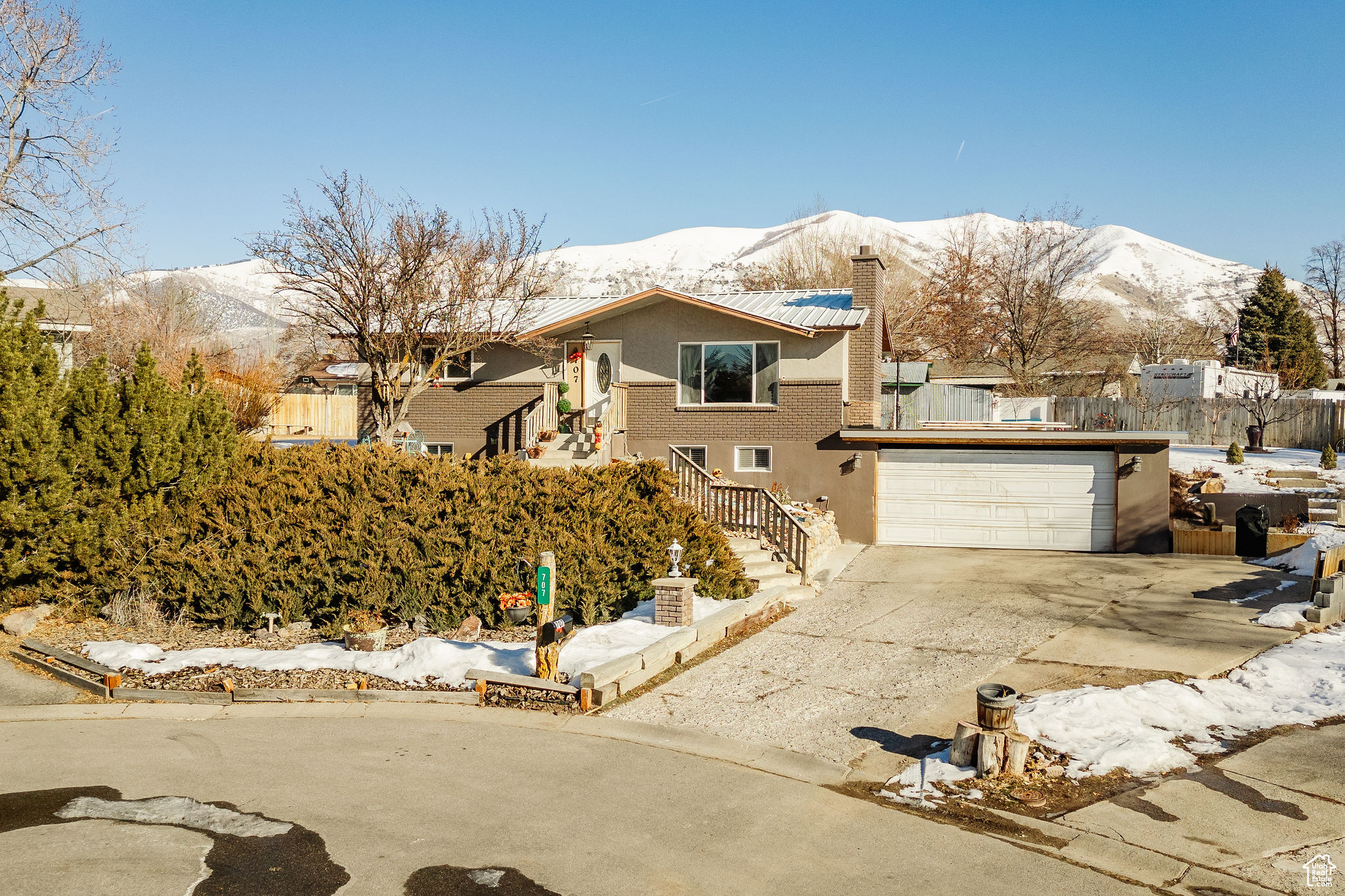 707 E Sunset Cir, Hyrum, Utah image 1