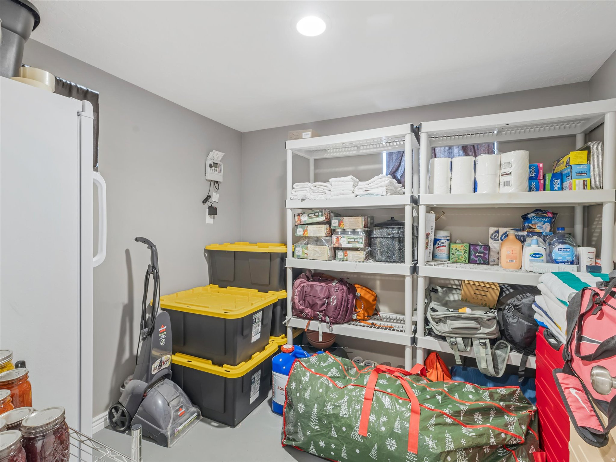 COLONY EAST - Residential