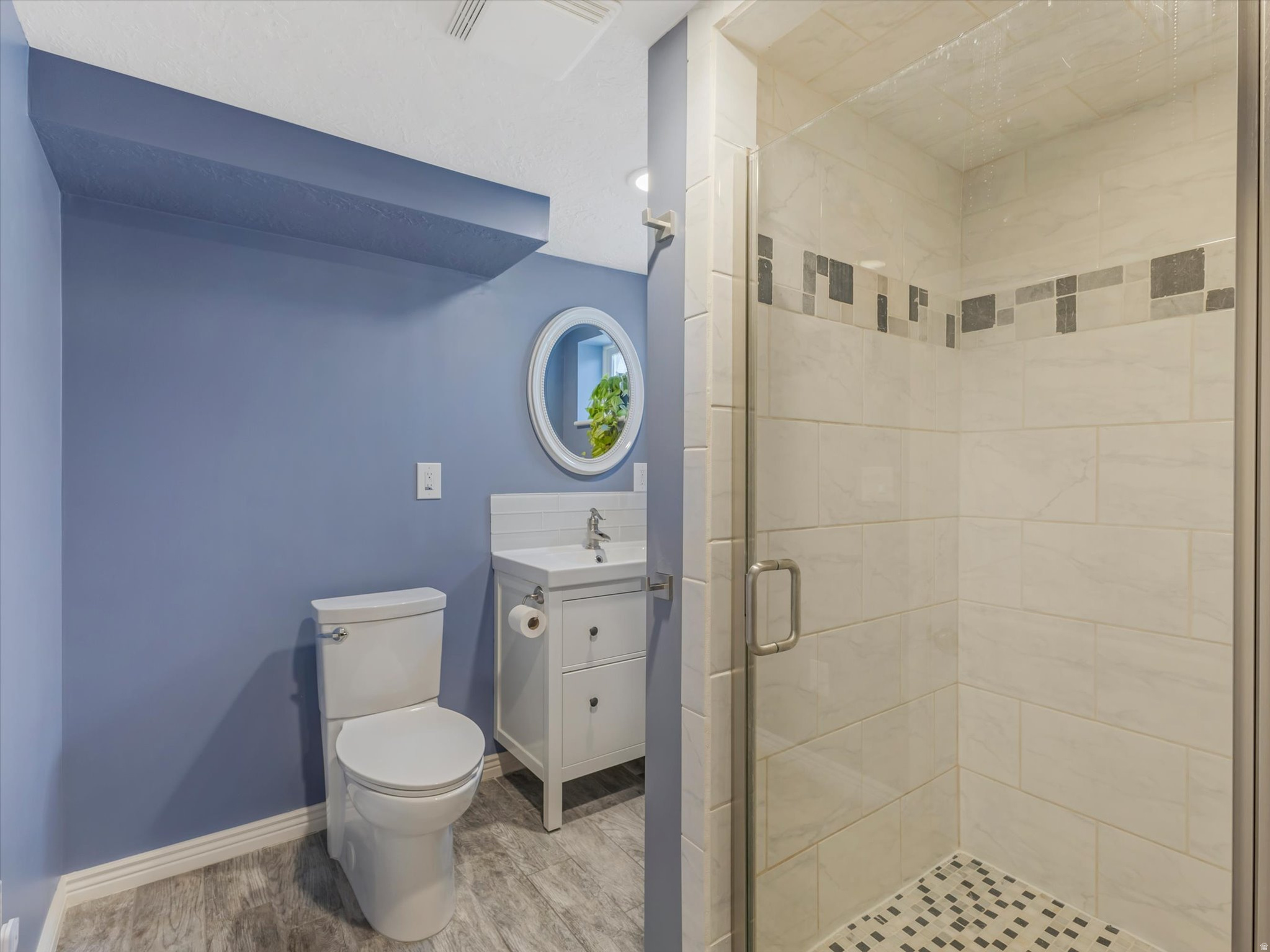 COLONY EAST - Residential