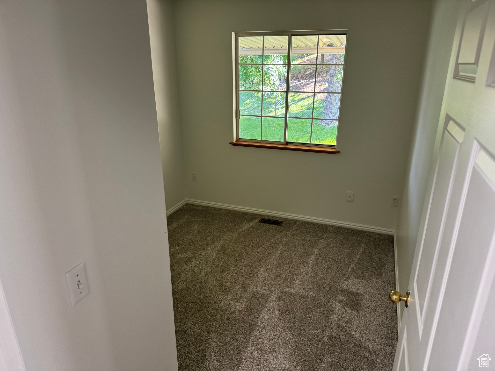 COZY DALE - Residential