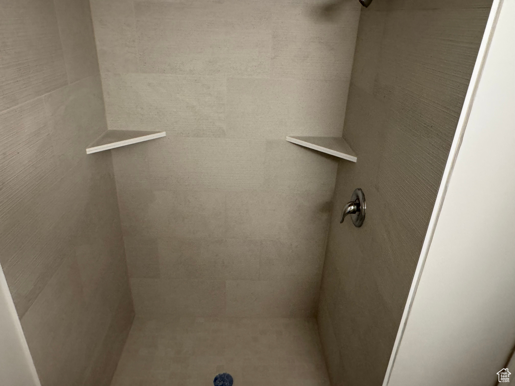 COZY DALE - Residential