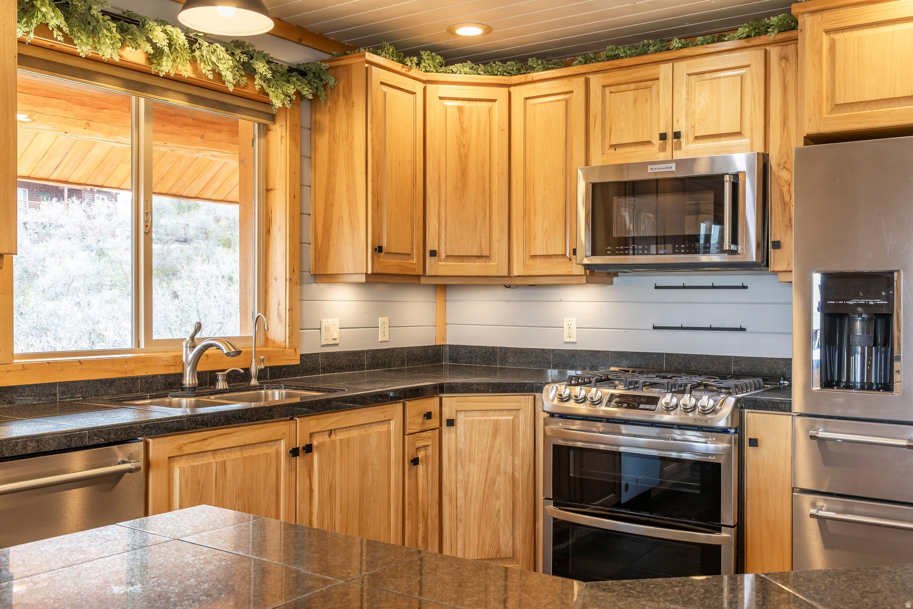 TIMBER LAKES - Residential