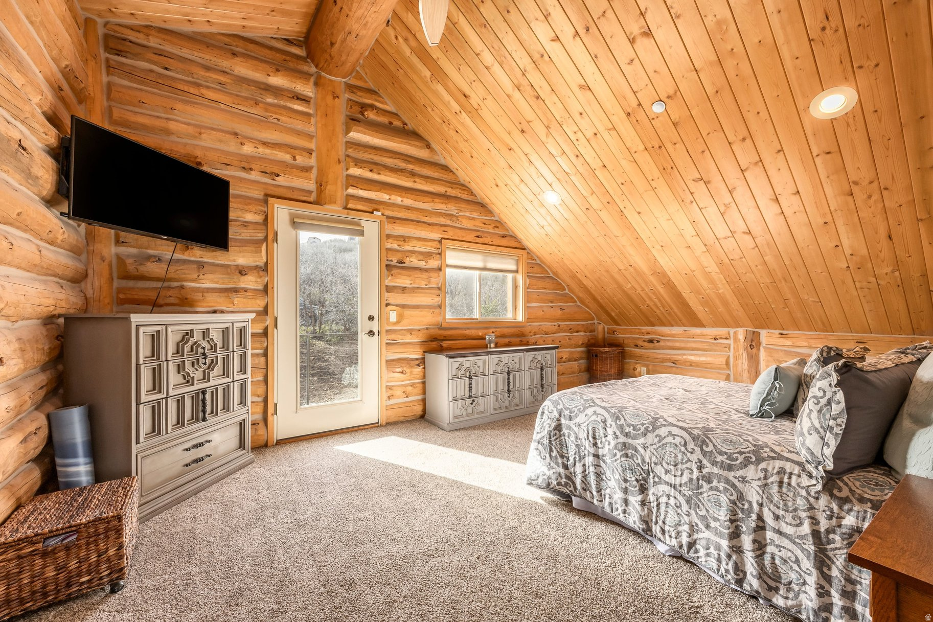 TIMBER LAKES - Residential