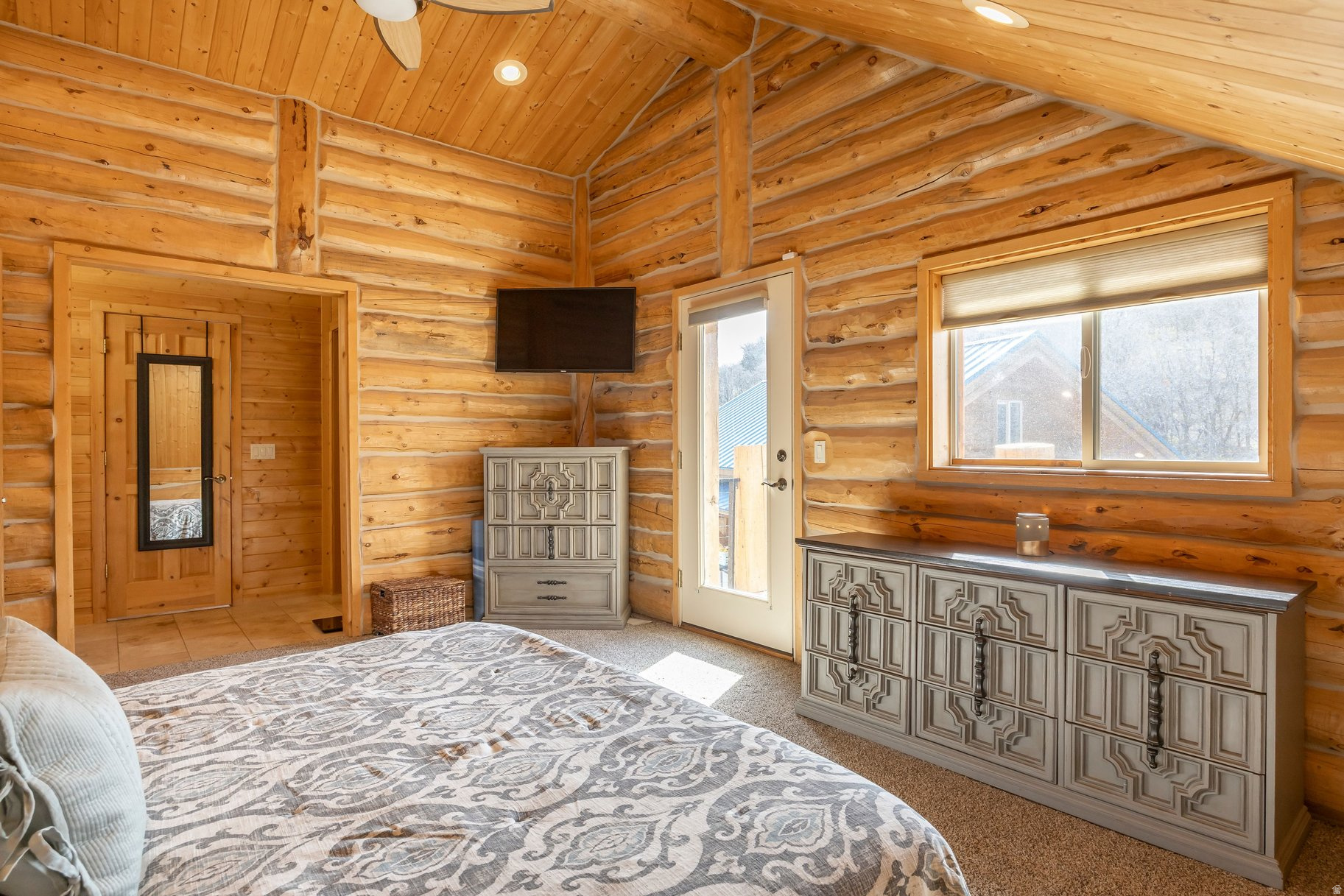 TIMBER LAKES - Residential
