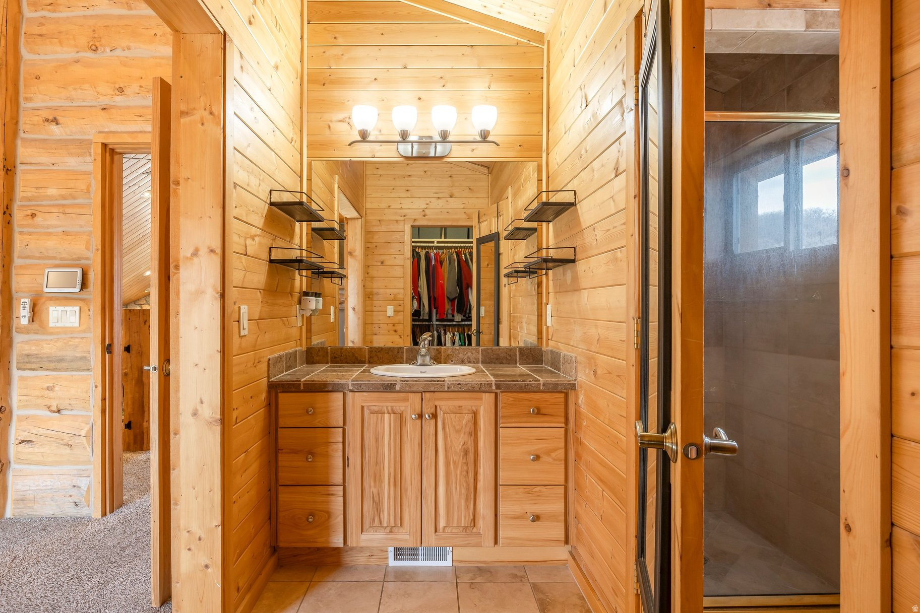 TIMBER LAKES - Residential