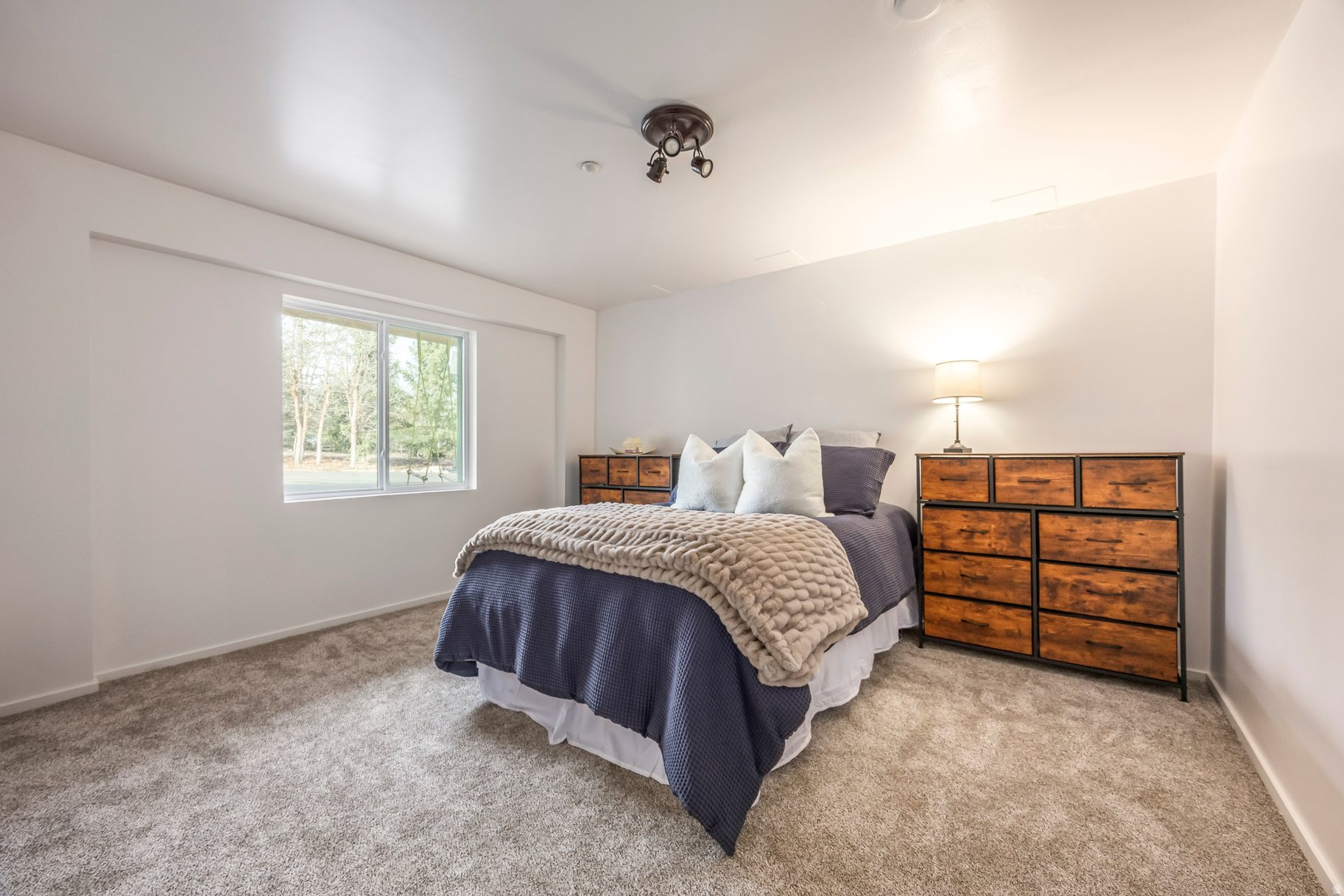 TIMBER LAKES - Residential