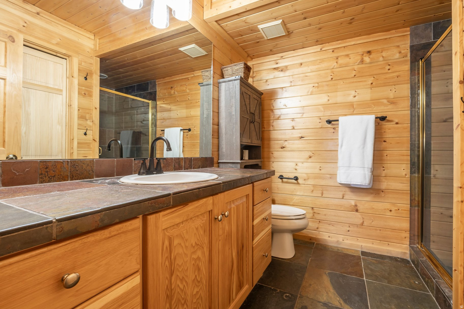 TIMBER LAKES - Residential