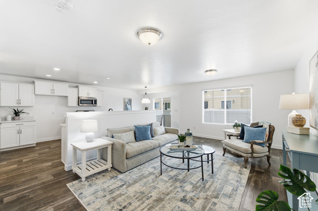 Photo of 571 S WINDSONG LN, Saratoga Springs, UT 84045 (MLS # 2192571)
