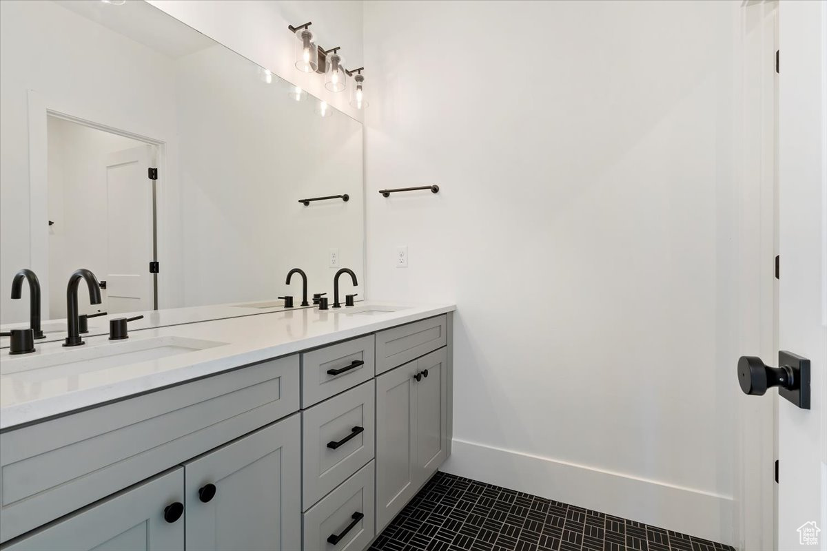 7136 W Blue Bison Ln, Herriman, Utah image 26