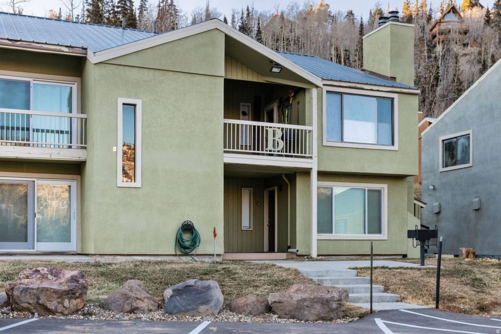 Photo of 356 S HIGHWAY 143 #B-2, Brian Head, UT 84719 (MLS # 2161372)