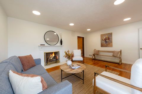 Tiny photo for 2467 E EMERSON AVE, Salt Lake City, UT 84108 (MLS # 2154511)