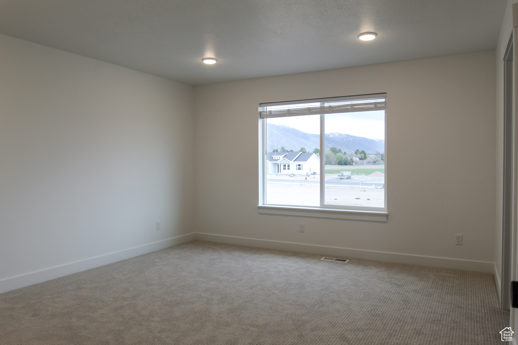 646 E 2475, North Logan, Utah image 9