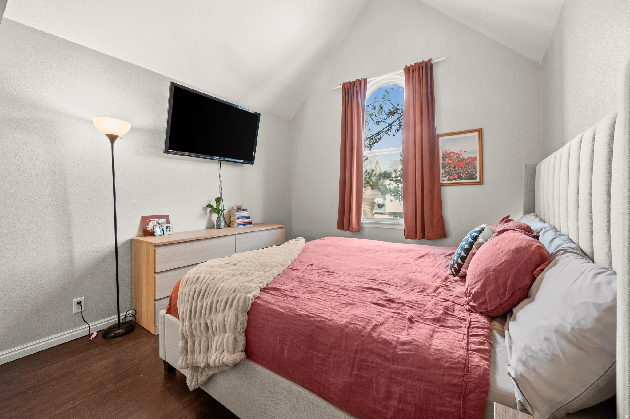 ROSEWOOD GARDEN HOME - Residential