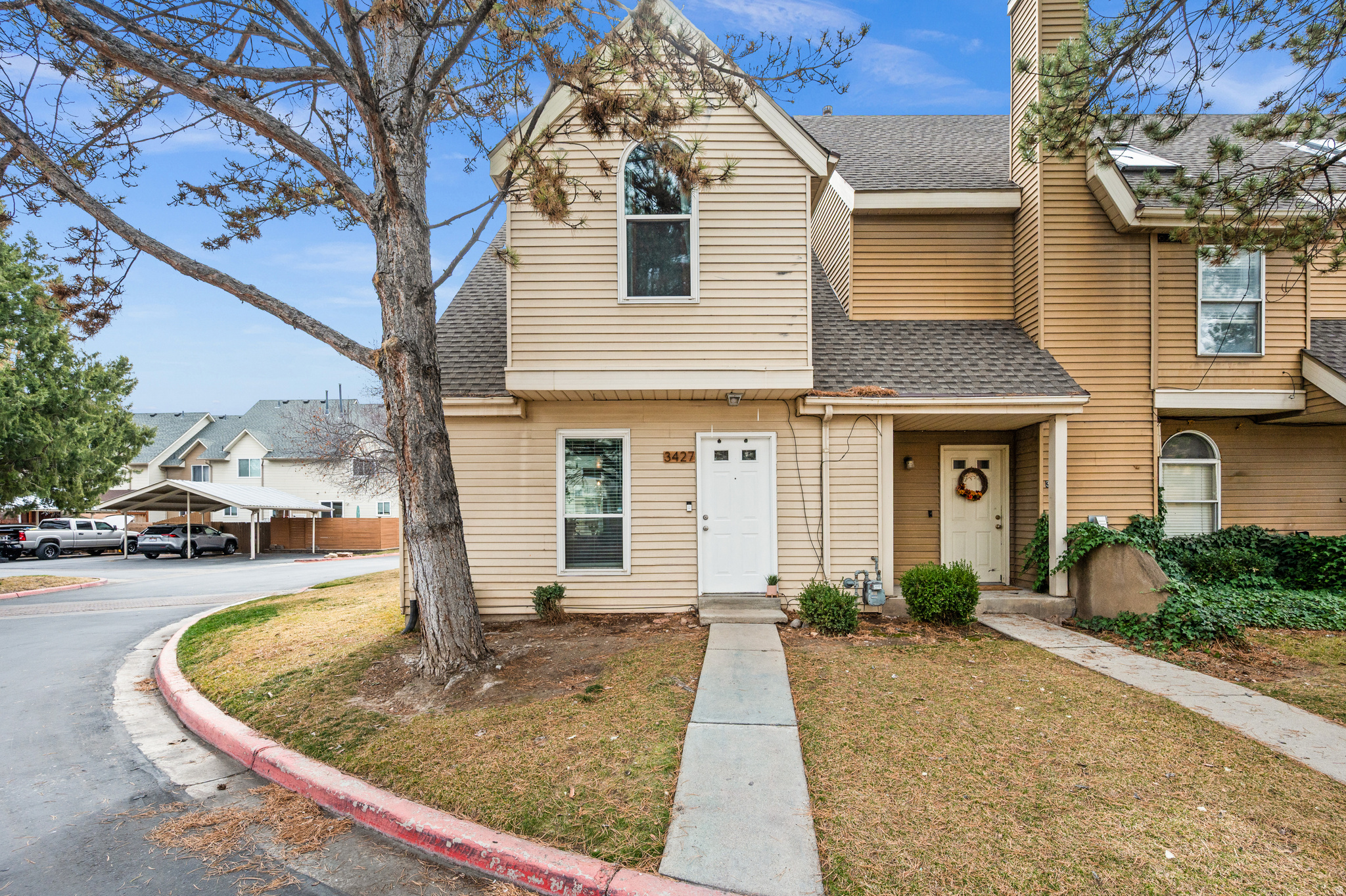 ROSEWOOD GARDEN HOME - Residential