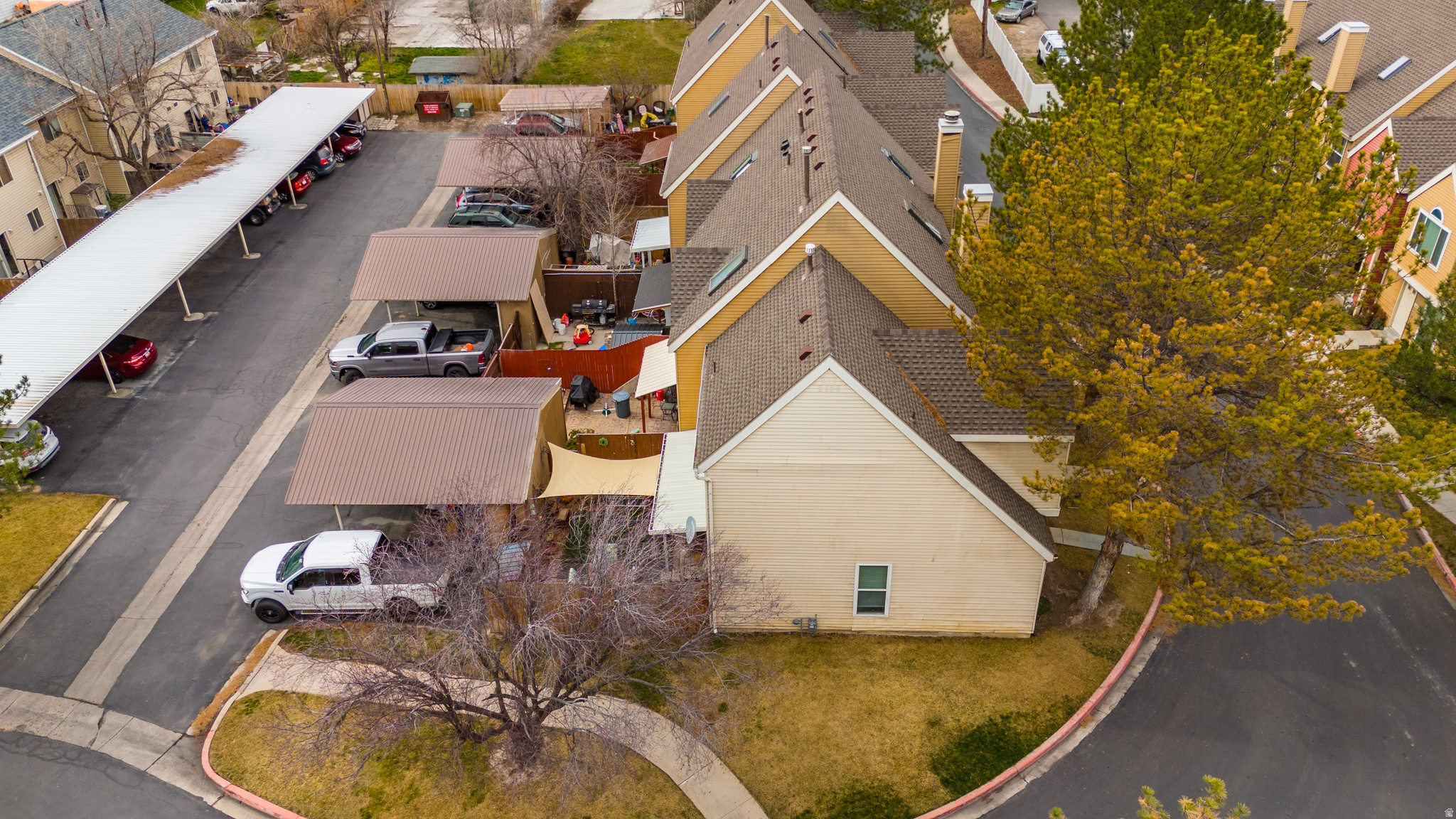 ROSEWOOD GARDEN HOME - Residential