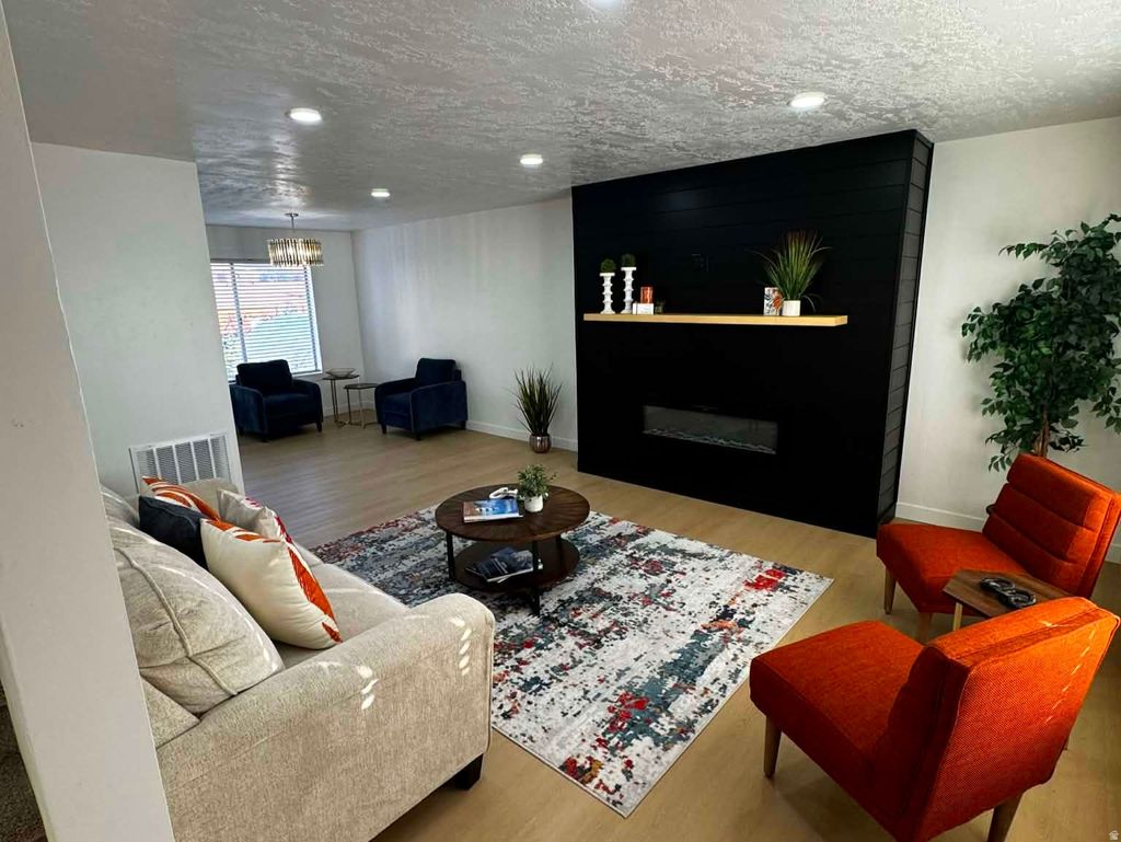 Photo of 745 S 1500 E, Pleasant Grove, UT 84062 (MLS # 2128071)