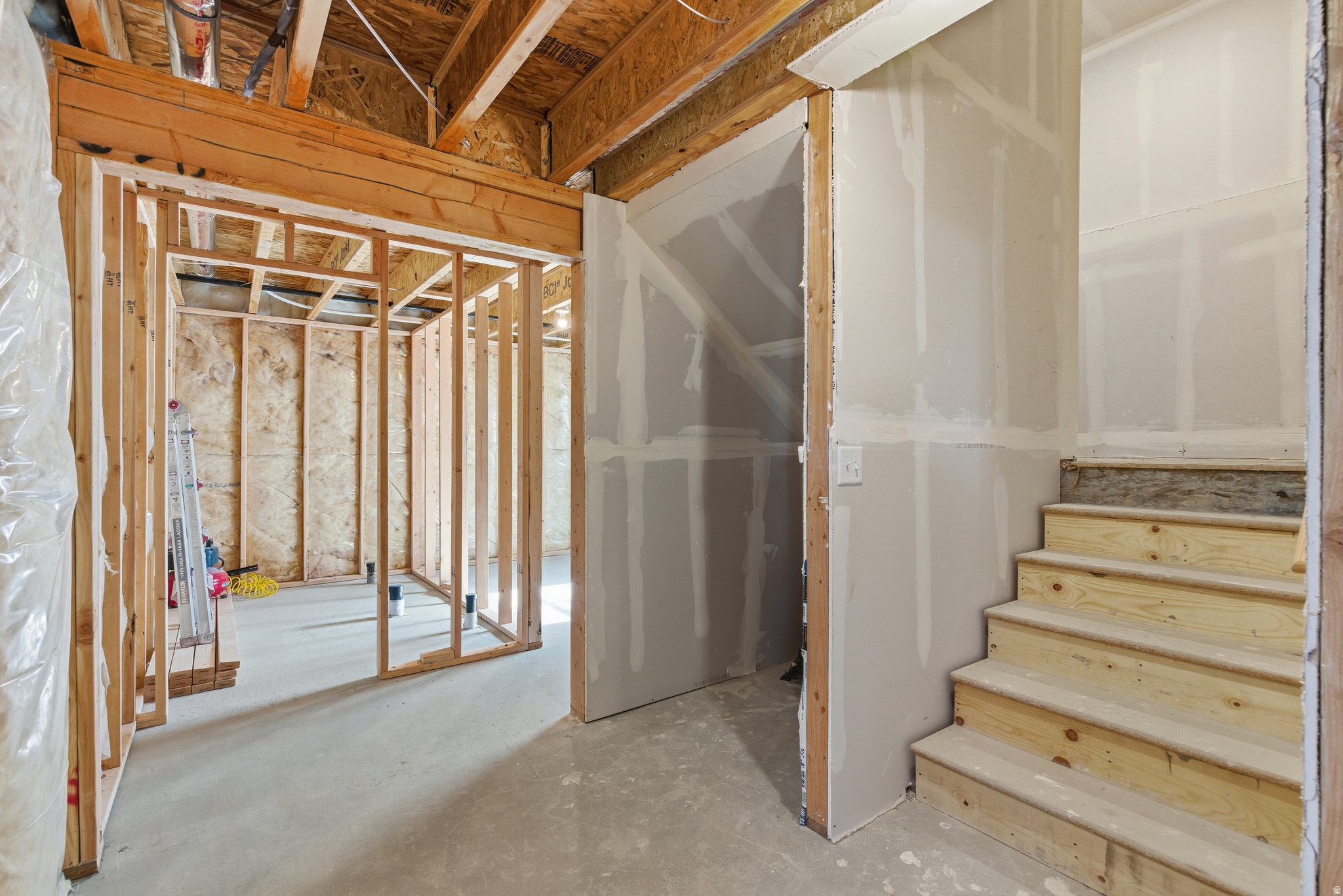 PONY EXPRESS ESTATES - Residential