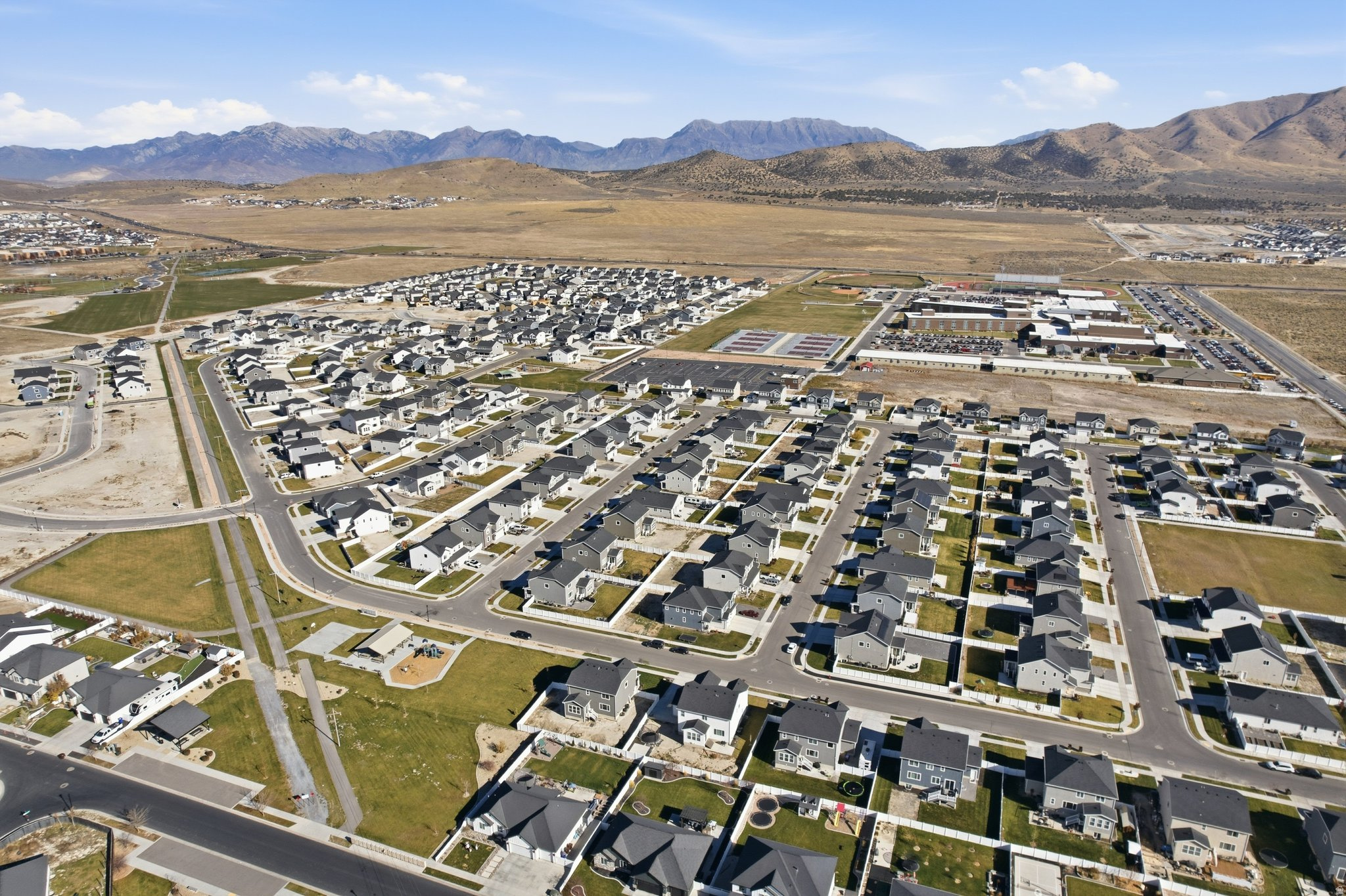 PONY EXPRESS ESTATES - Residential