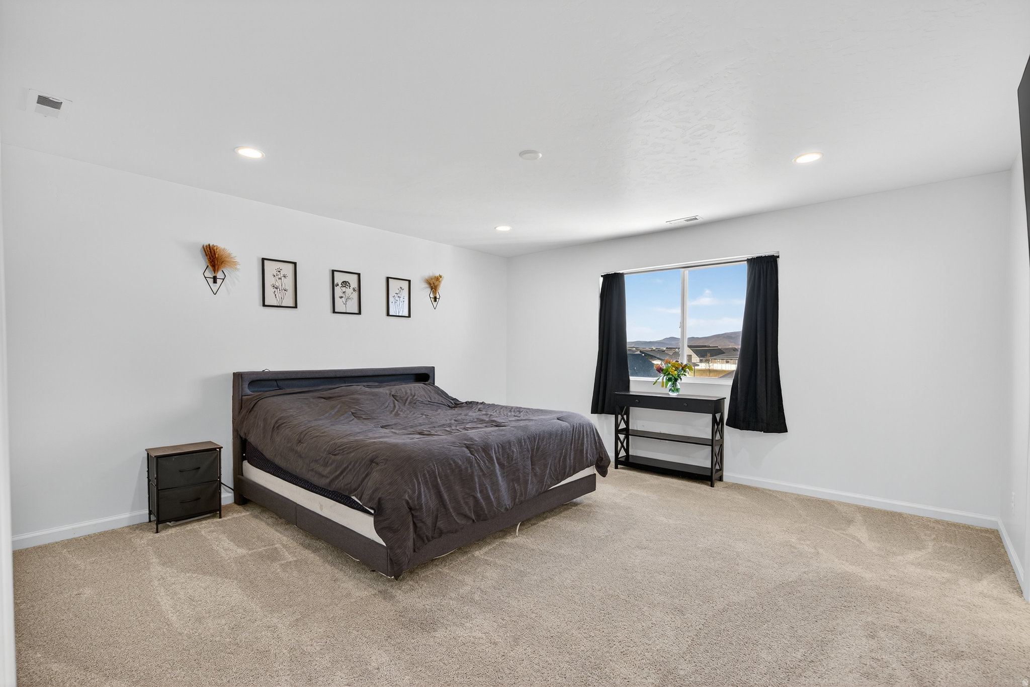 PONY EXPRESS ESTATES - Residential