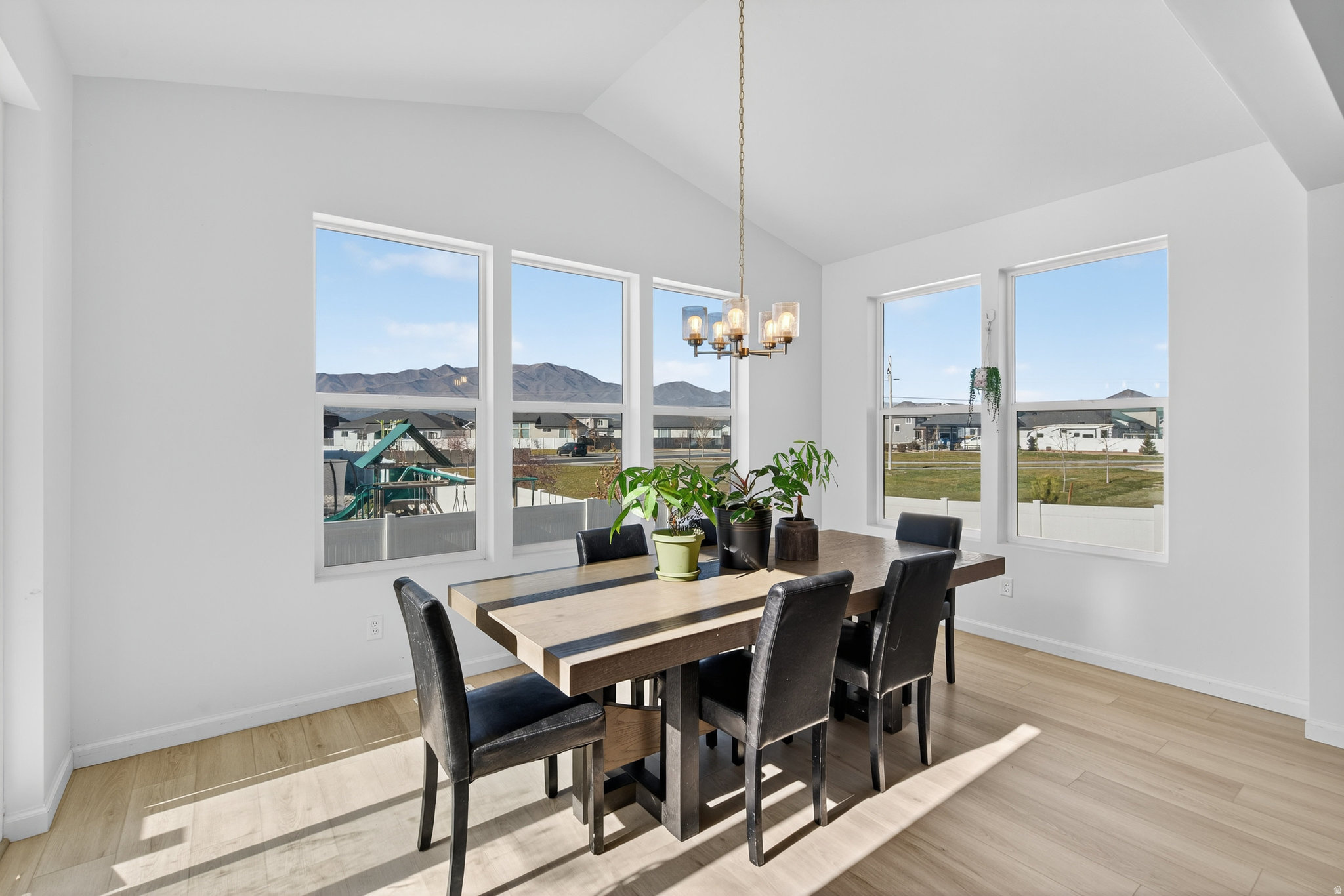 PONY EXPRESS ESTATES - Residential