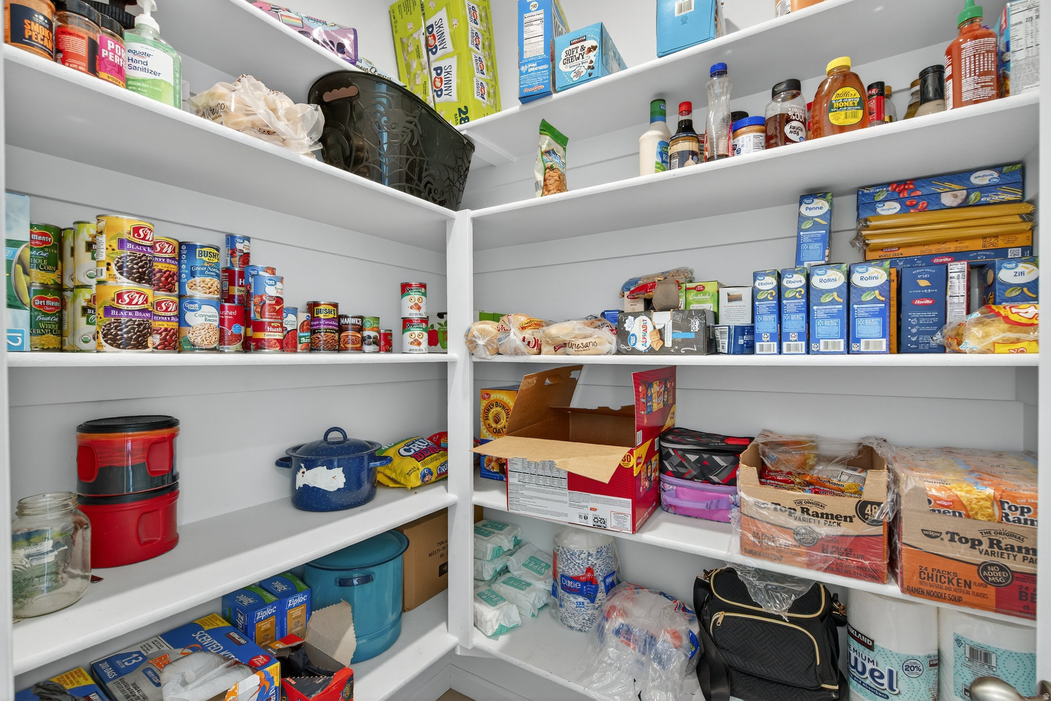 PONY EXPRESS ESTATES - Residential