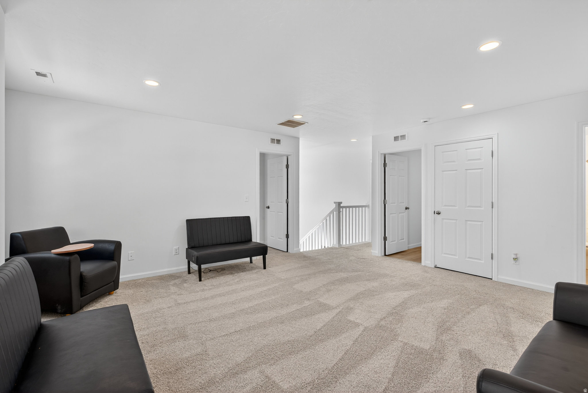 PONY EXPRESS ESTATES - Residential