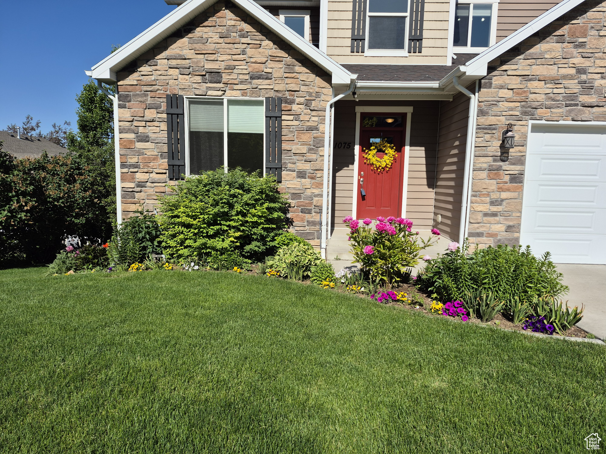 1075 Grandview Dr, Providence, Utah image 2