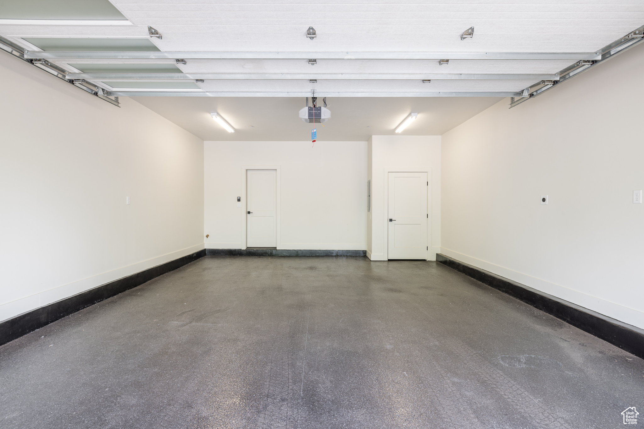 COTTONWOOD CONDOS - Residential