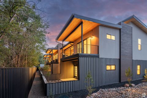 Condo For Sale - 214 S 200 #1<br/> Grand County, Moab, UT 84532