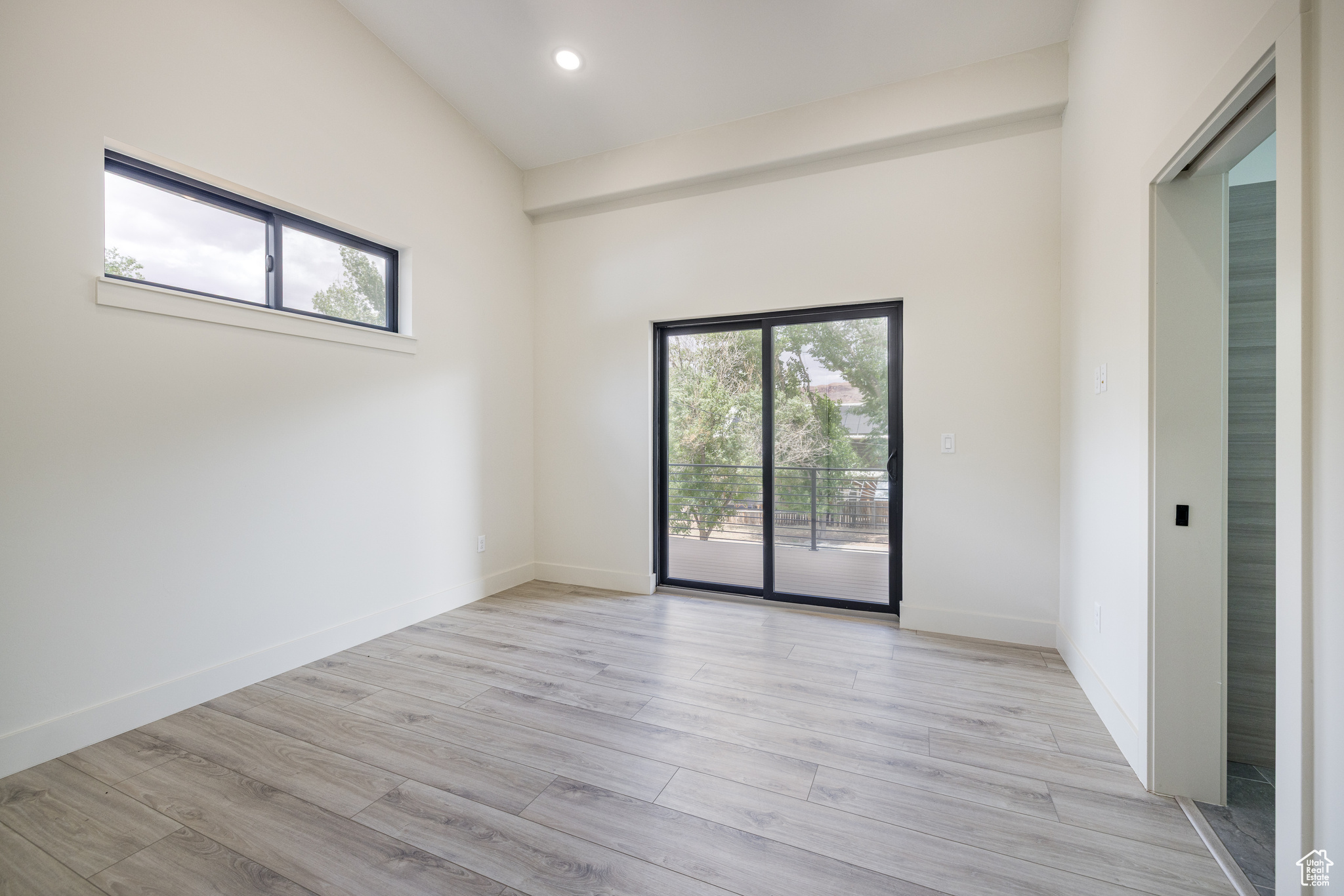 COTTONWOOD CONDOS - Residential