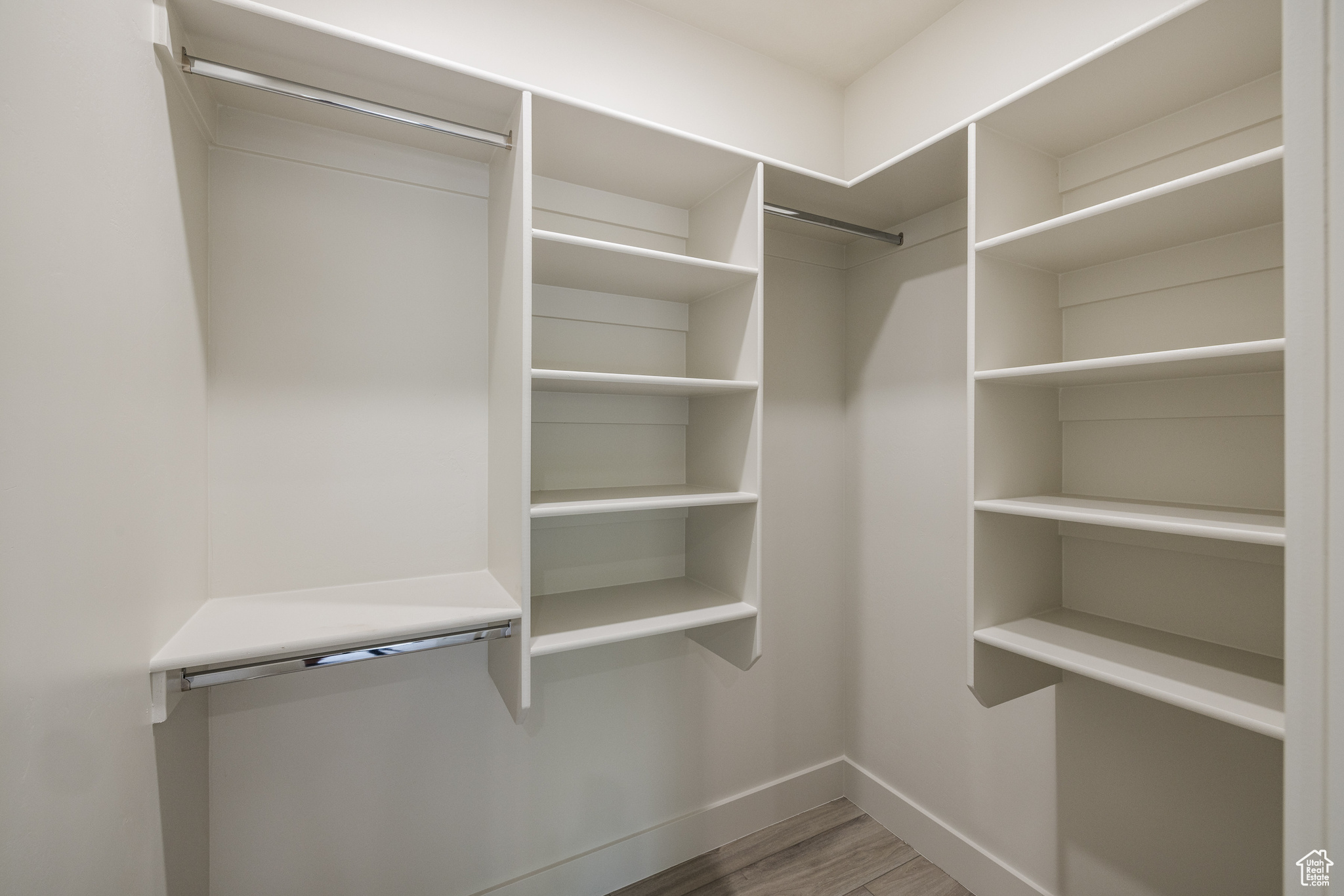 COTTONWOOD CONDOS - Residential