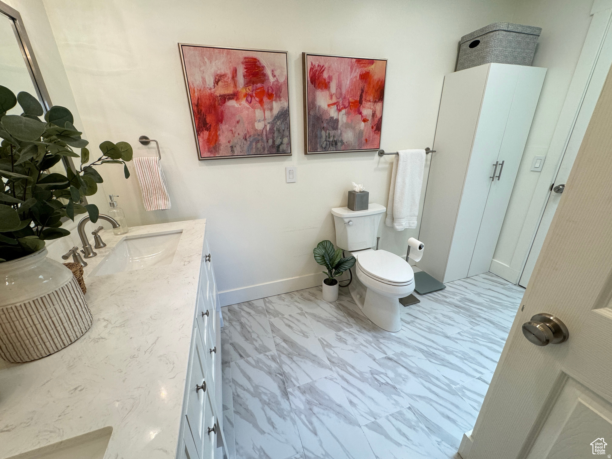SPRING LANE CONDMN - Residential