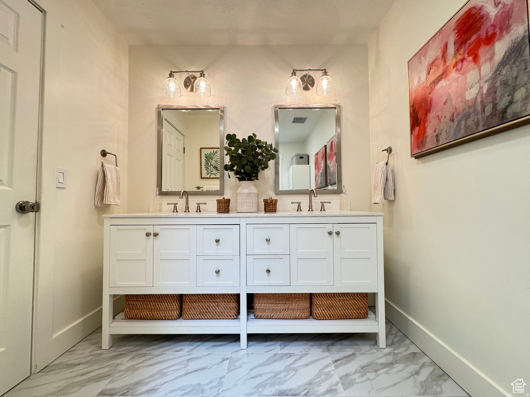 SPRING LANE CONDMN - Residential