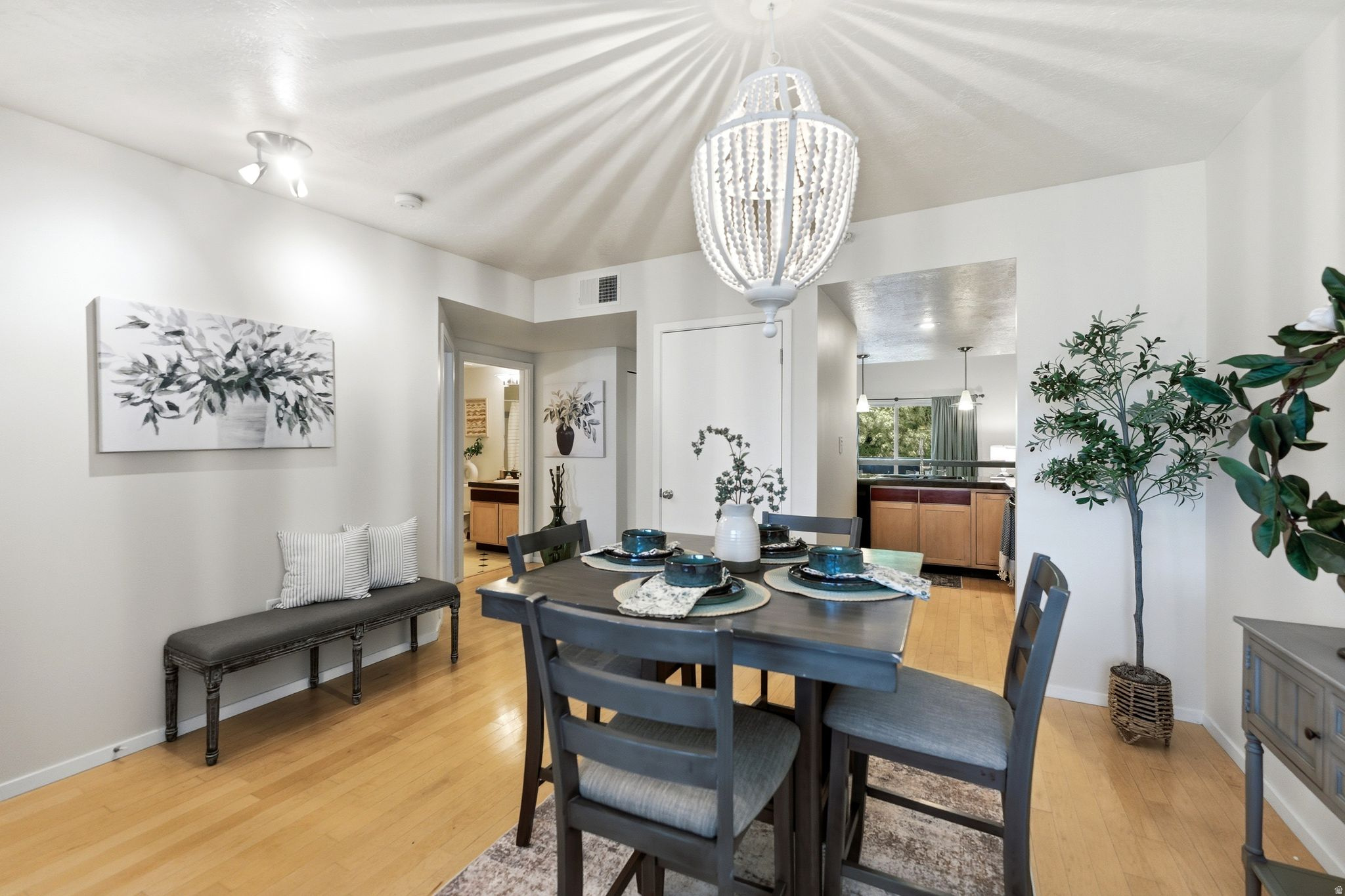 HIGHLAND CONDOMINUMS - Residential