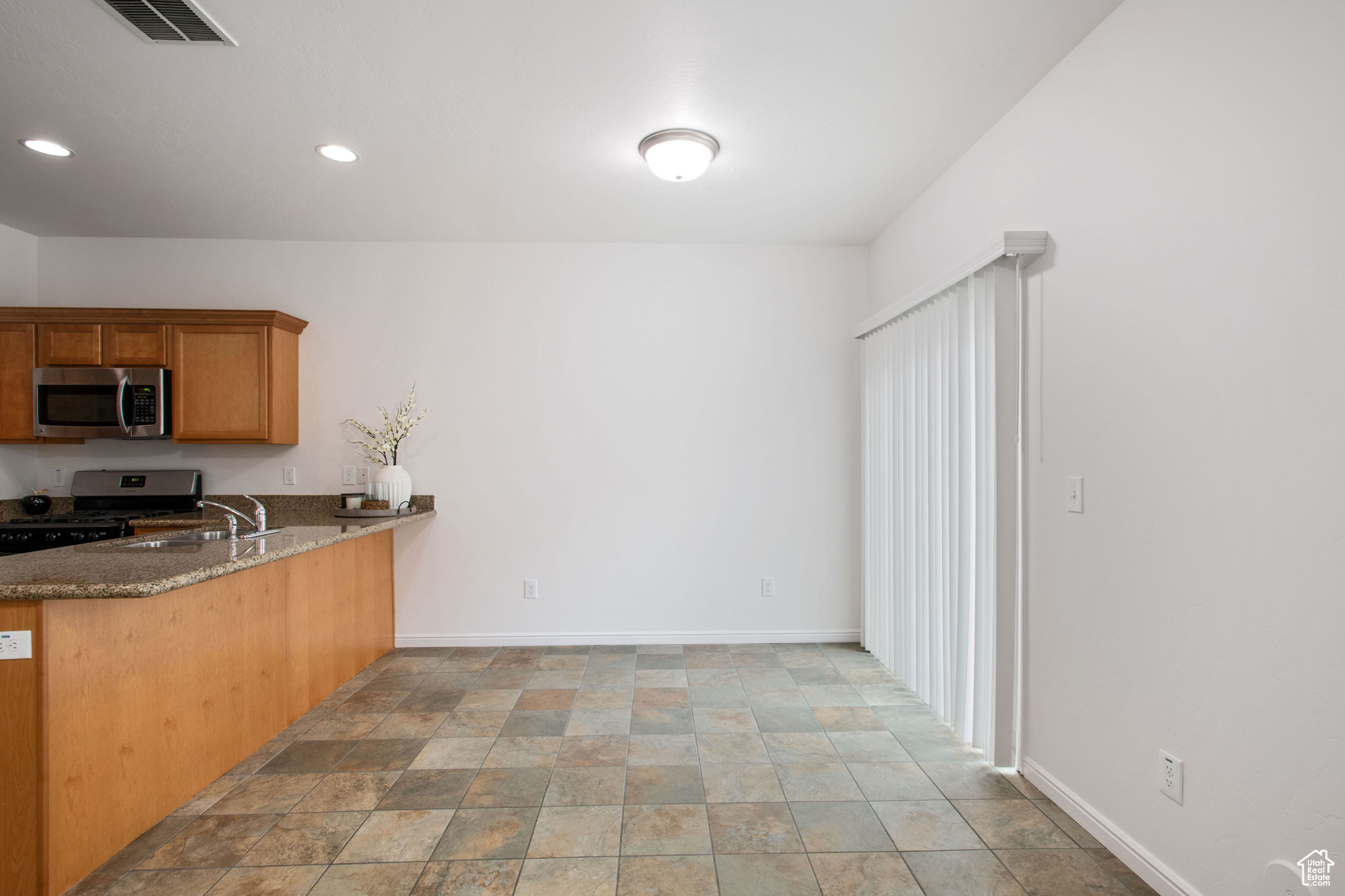 972 W Village Bend Ln, Midvale, Utah image 8