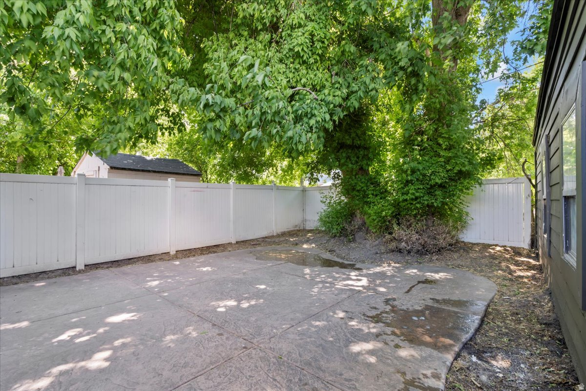 BIG FIELD SURVEY - Residential