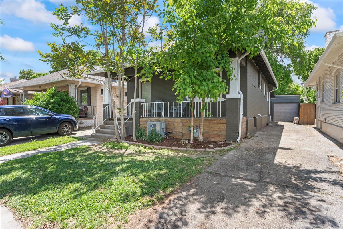 BIG FIELD SURVEY - Residential