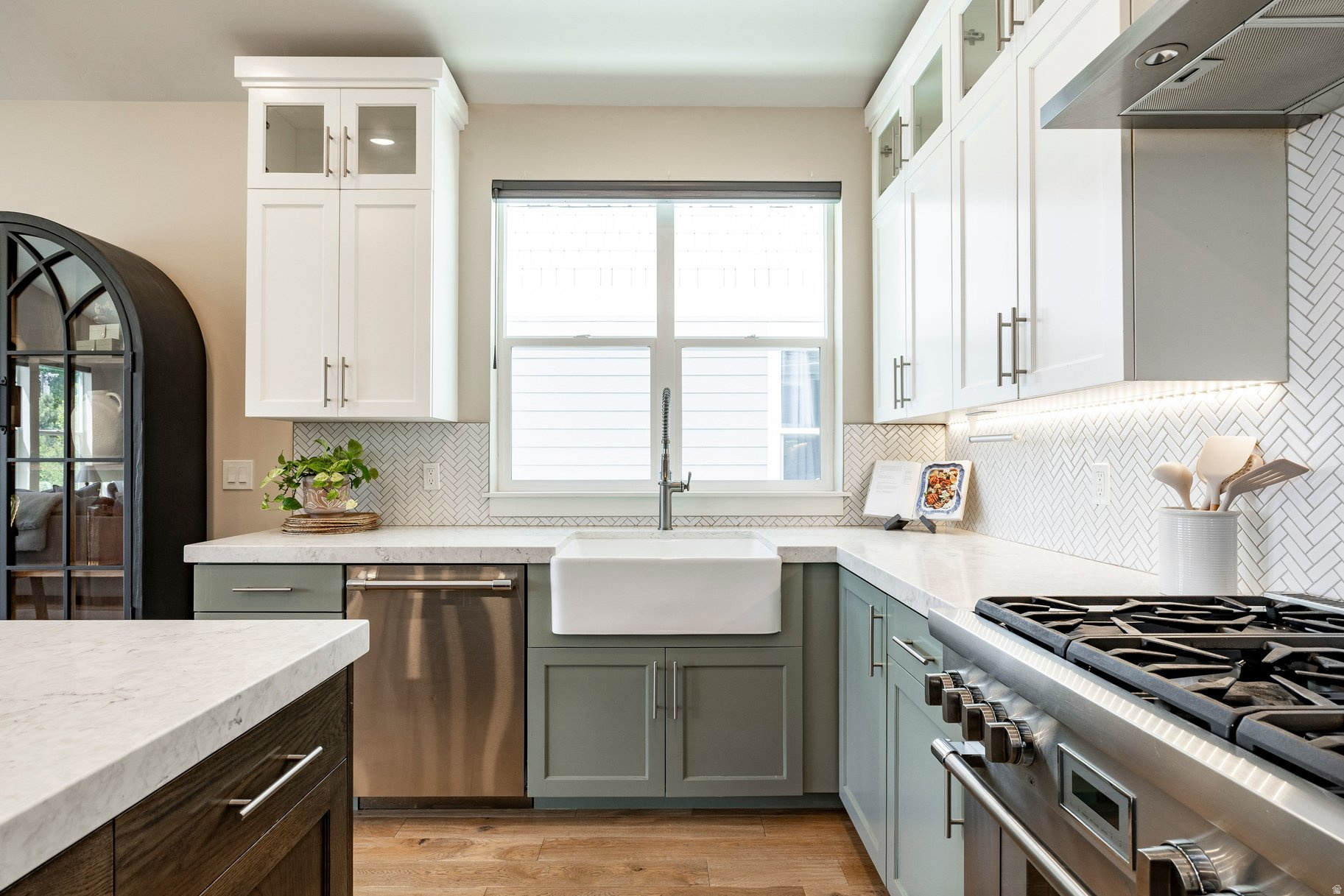 SUGARHOUSE PLACE - Residential