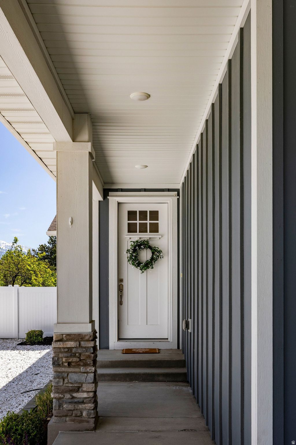 Photo of 1662 E HOPKINS LN, Salt Lake City, UT 84108 (MLS # 2157691)