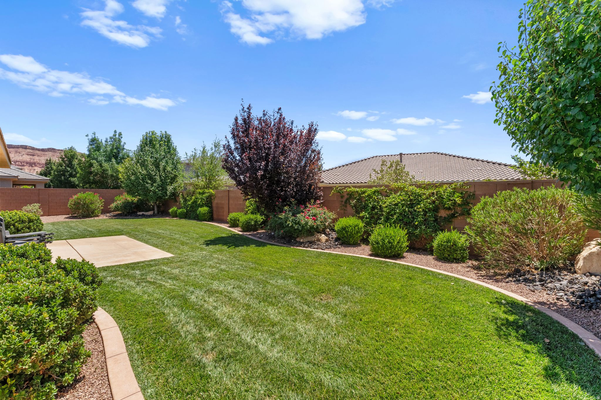 SUGAR PLUM IN THE FIELDS PH 3 - Residential